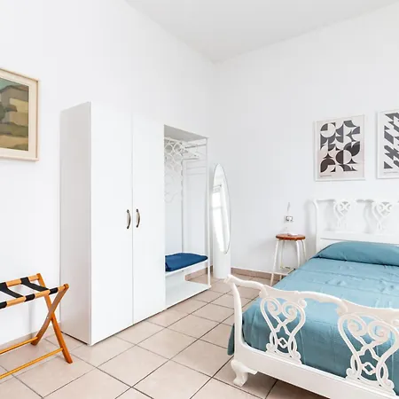 Borghi Modern With Balcony Apartment *