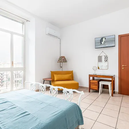 Borghi Modern With Balcony Apartment