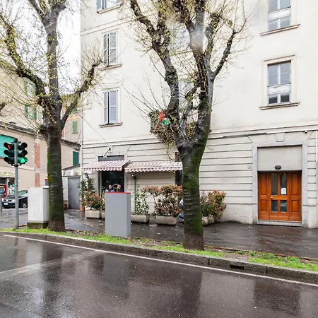 Borghi Modern With Balcony * Como